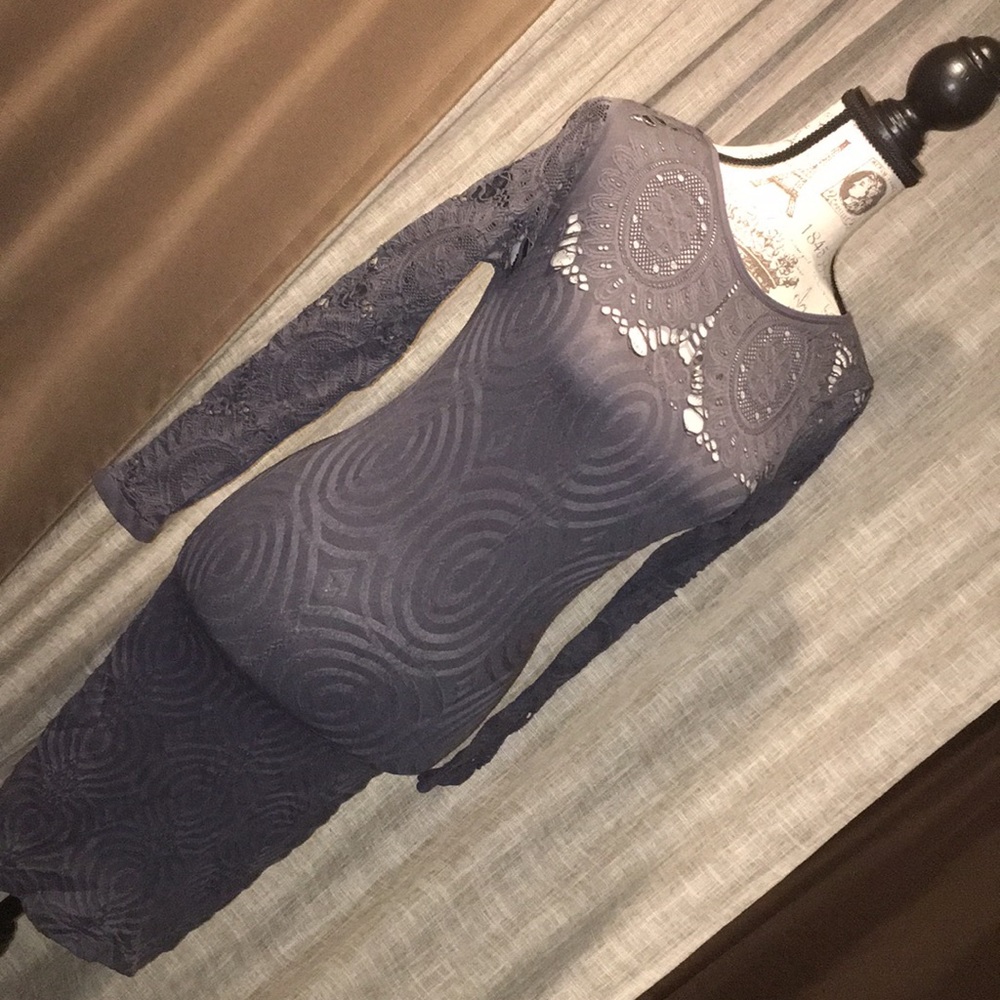 Long sleeve sleek dress